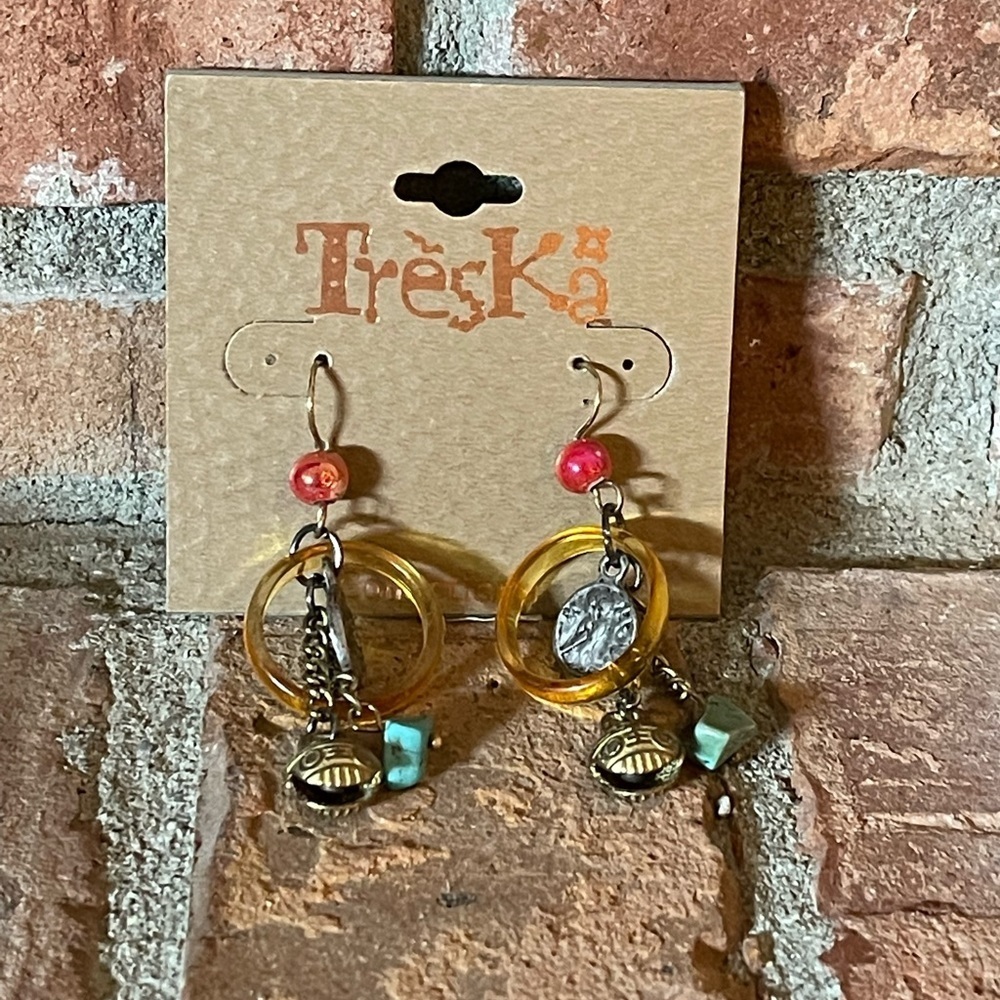NWT Treska Earrings